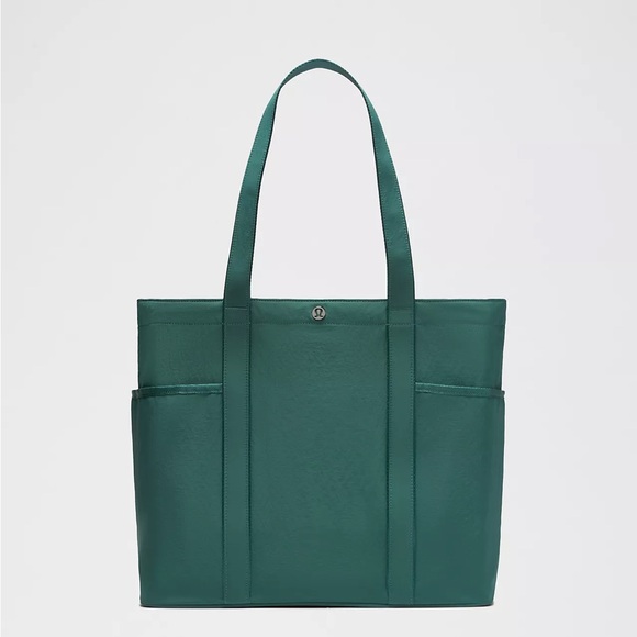 lululemon athletica Handbags - Lululemon Daily Multi-Pocket Tote Bag 20L- Deep Marina